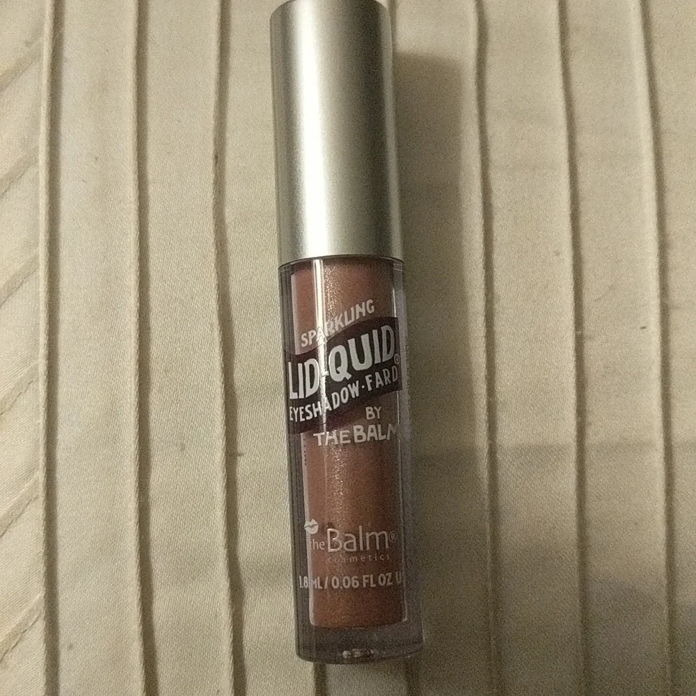NWT liquid eyeshadow